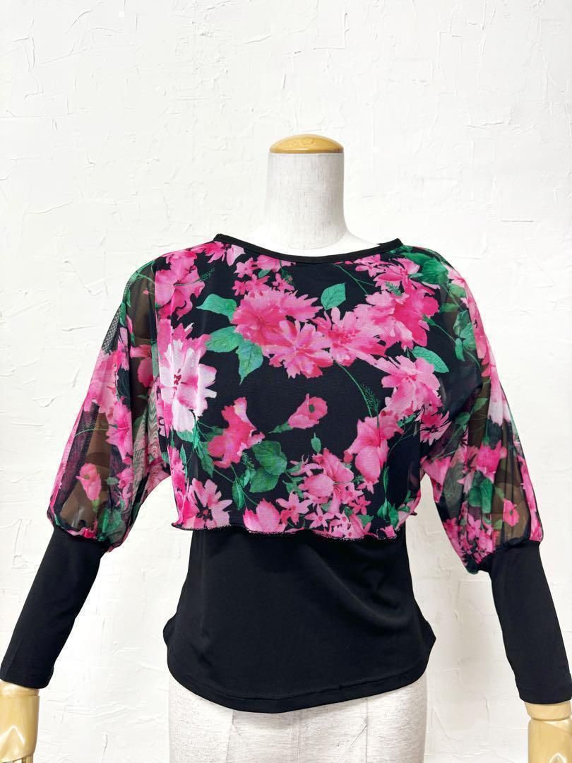 パーティーに】新品 社交ダンス ピンク花柄セットアップ黒 m926