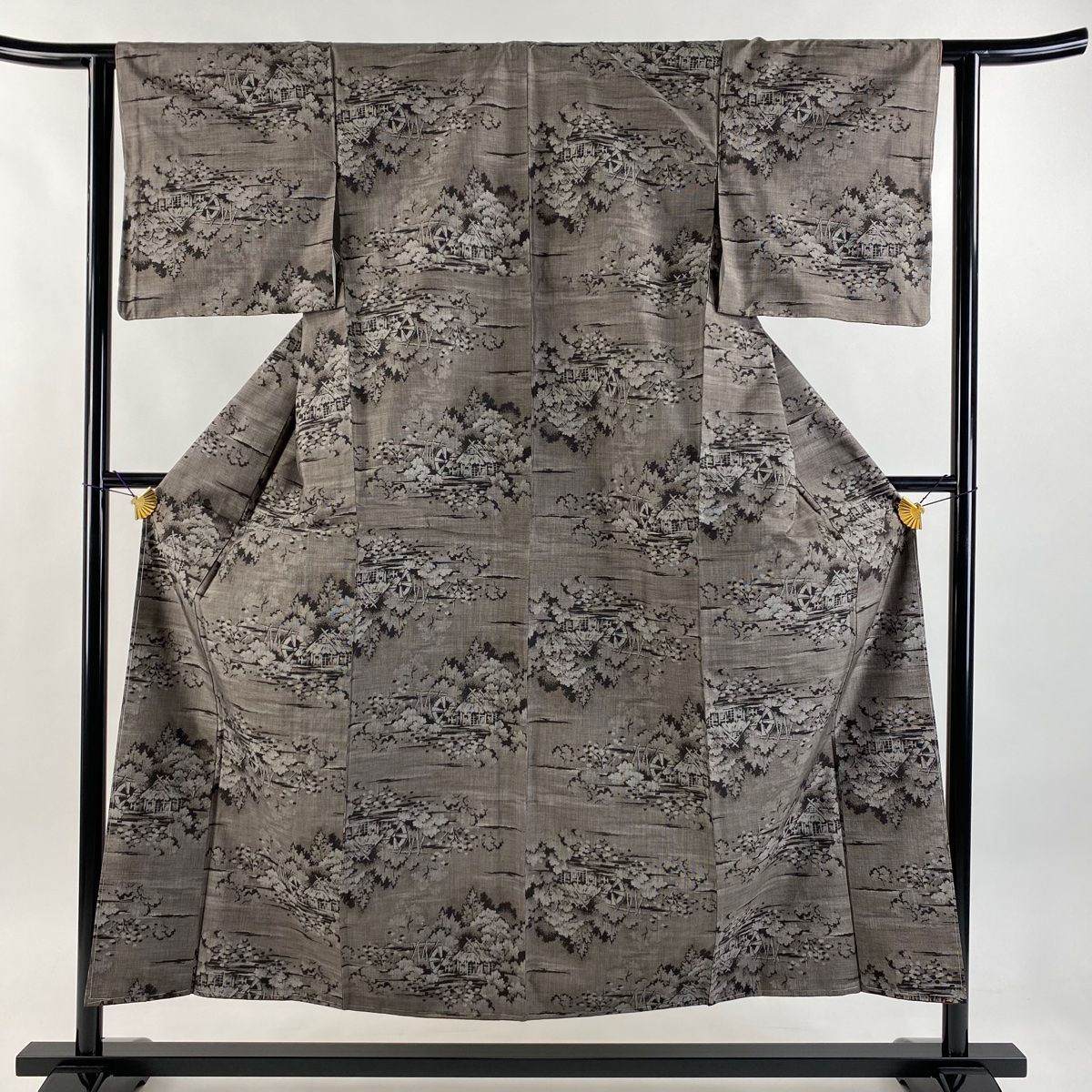 紬 身丈153.5cm 裄丈62cm S 袷 バチ衿 家屋 水車 焦茶色 正絹 秀品