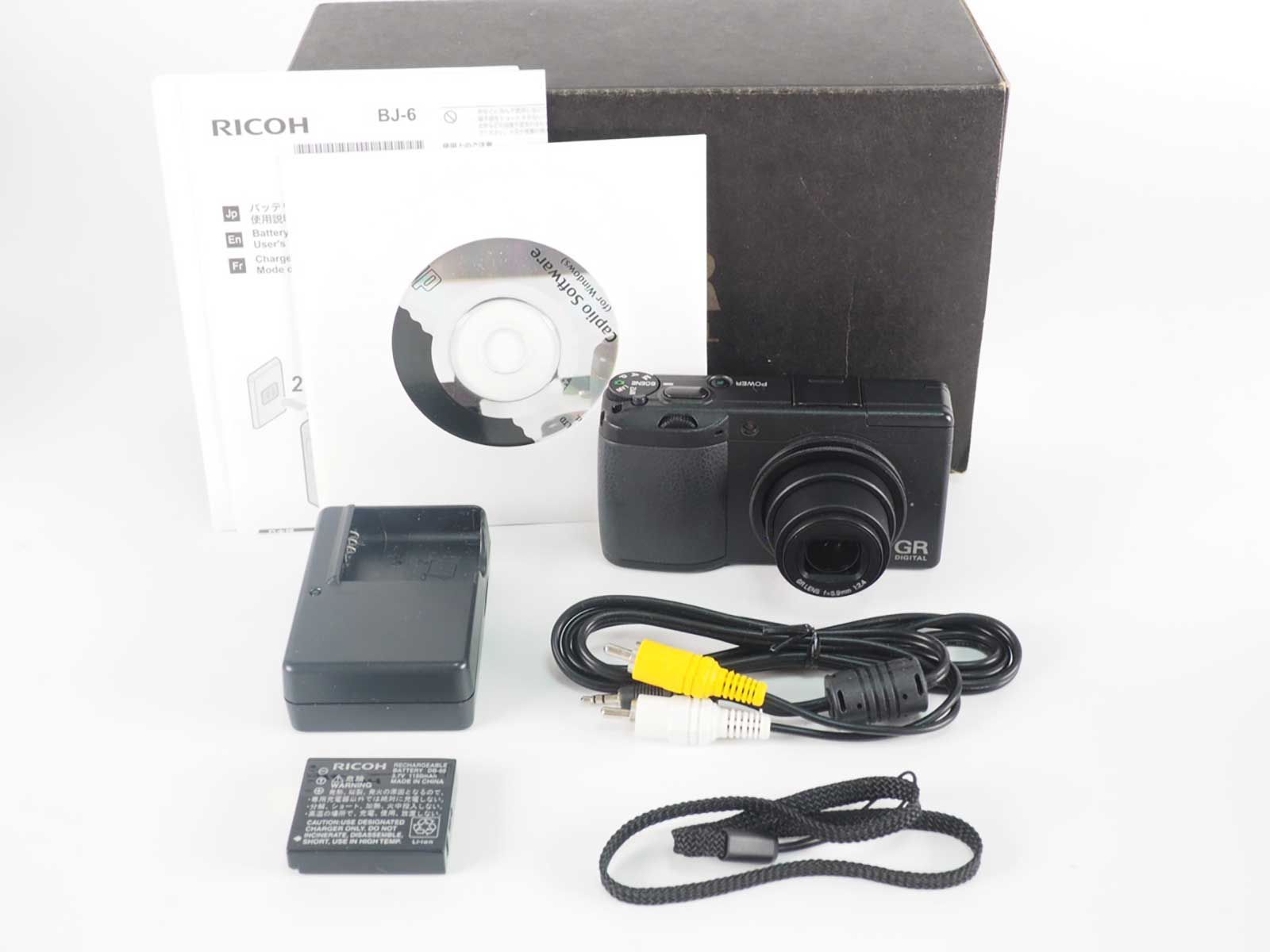 リコー Ricoh GR Digital II 10.1MP digital Camera Black Body