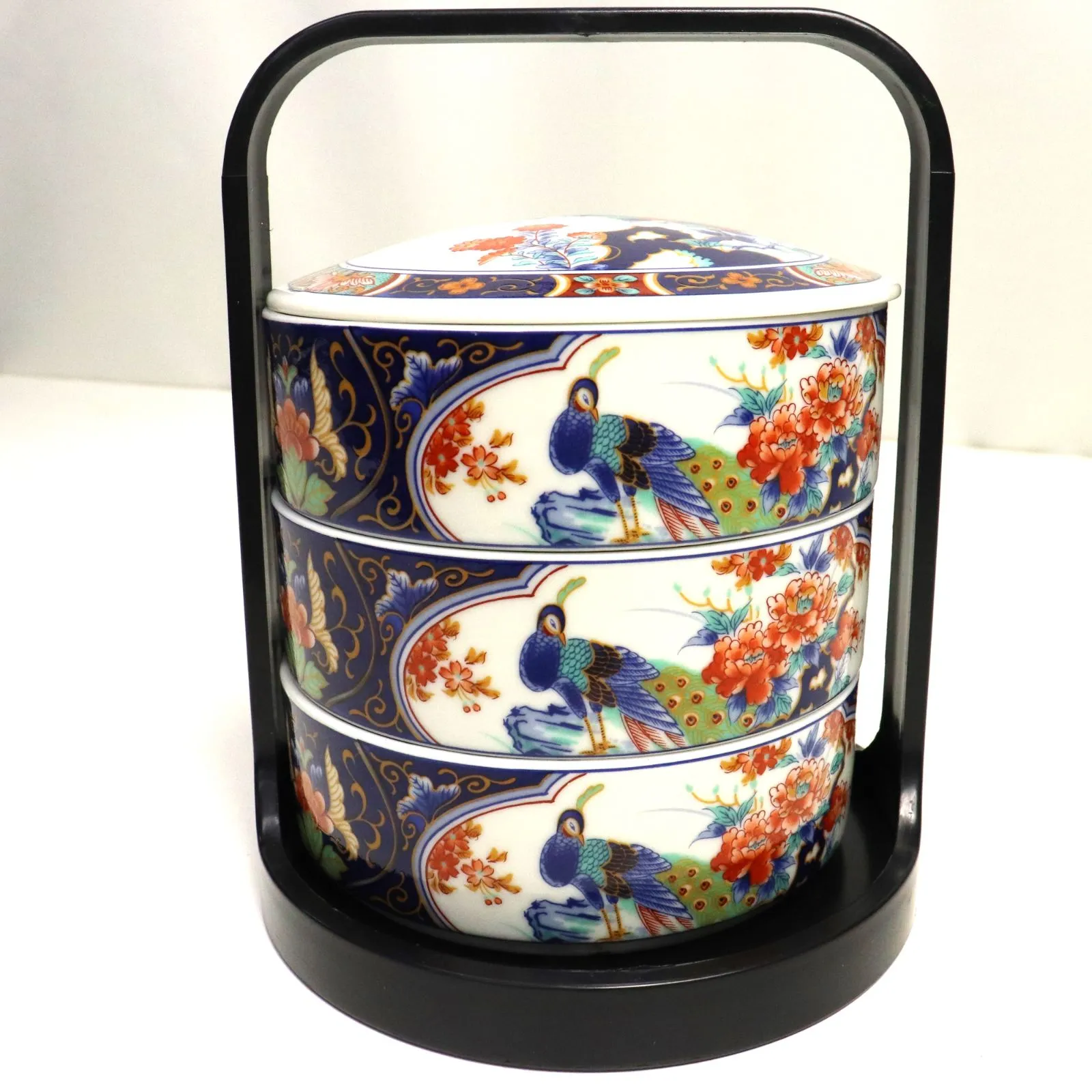 九谷焼 三段重 丸喜陶苑 丸喜窯 食器 九谷焼 丸喜陶苑 丸喜窯 高台盛皿大皿尺皿 金彩色絵山水吉祥文様