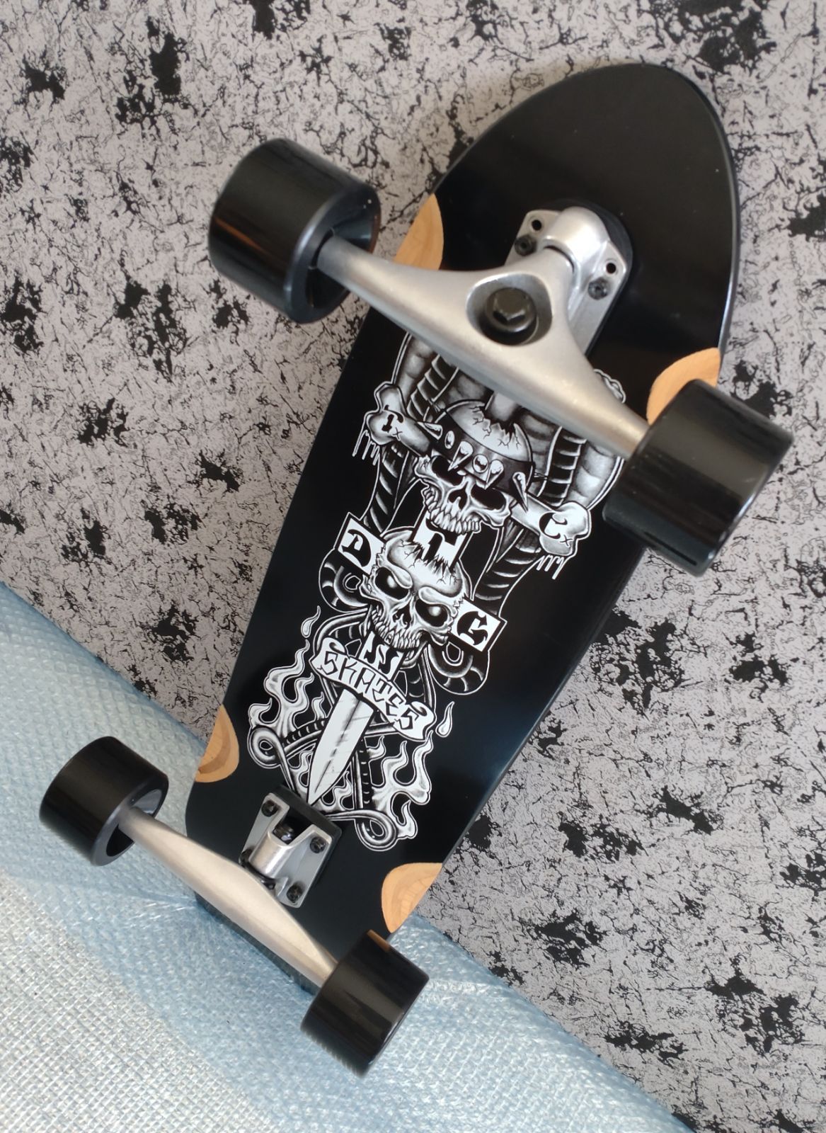 27 希少＜税送料3680円込＞【DOGTOWN】27.3　ミニクル　P貼送付！ 27 希少＜送料込＞【DOGTOWN】27.3 ミニクル-ザ- PAT貼送付