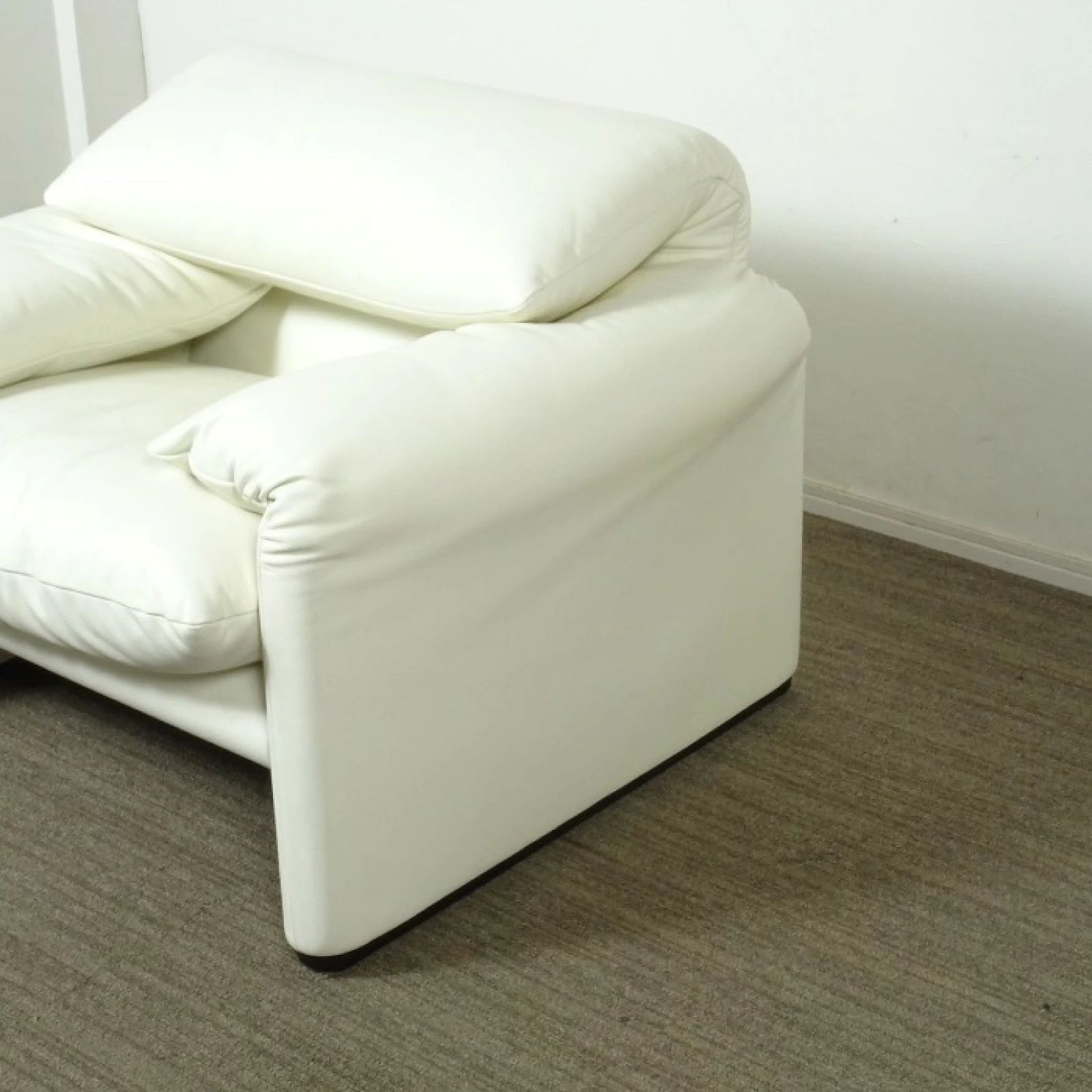 ◾︎SELUNO◾︎ 【展示美品】Cassina カッシーナ 675 MARALUNGA 