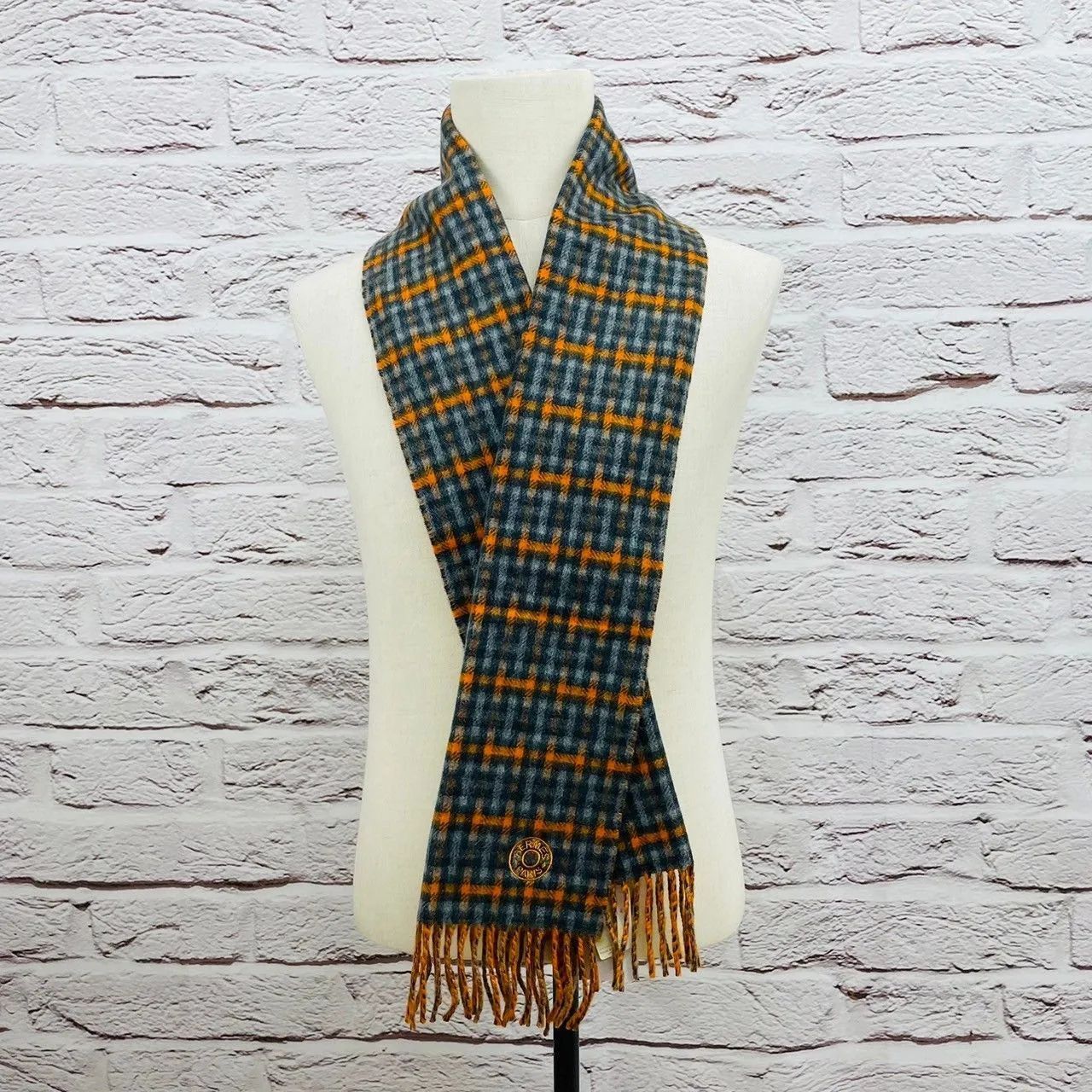 HERMES エルメス カシミヤマフラー Hエコセ・レクトヴェルソ