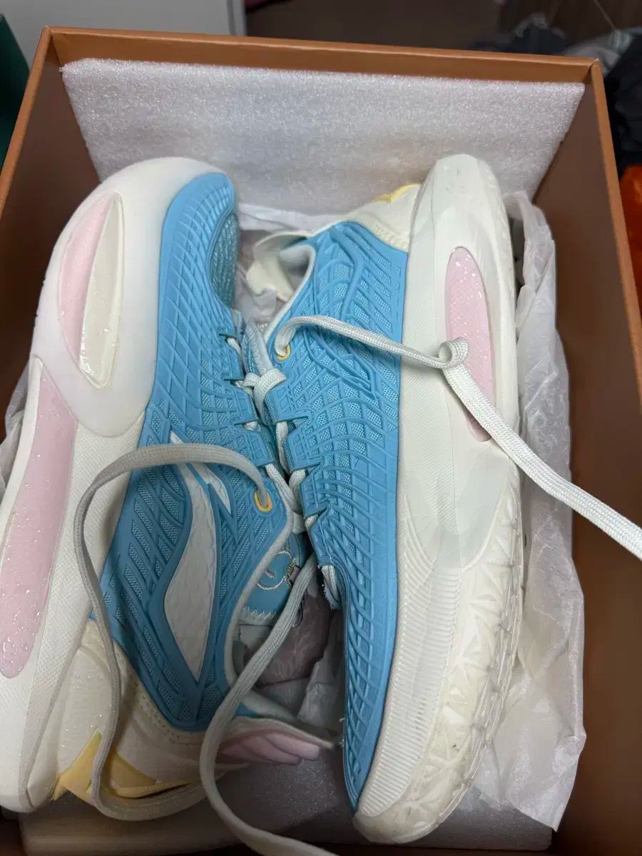 リーニン JB3 ジミー バトラー スカイブルー アイスクリーム