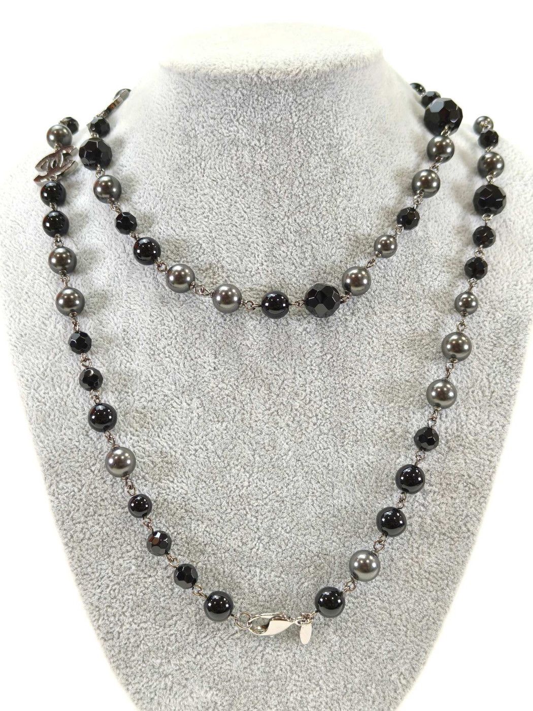 CHANEL ロングパールネックレス シシィ・ジャポン マガジン Vol.21】今週の一品。 シャネル ロング