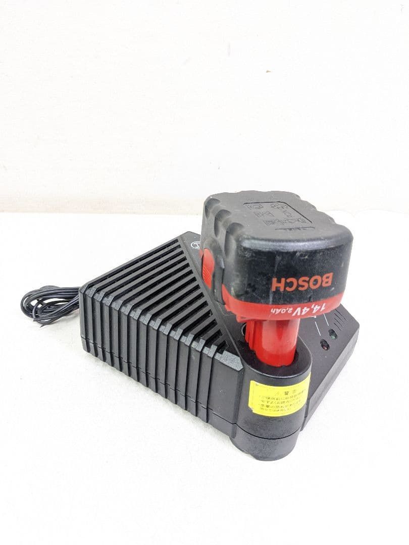 バッテリーヘッジトリマー