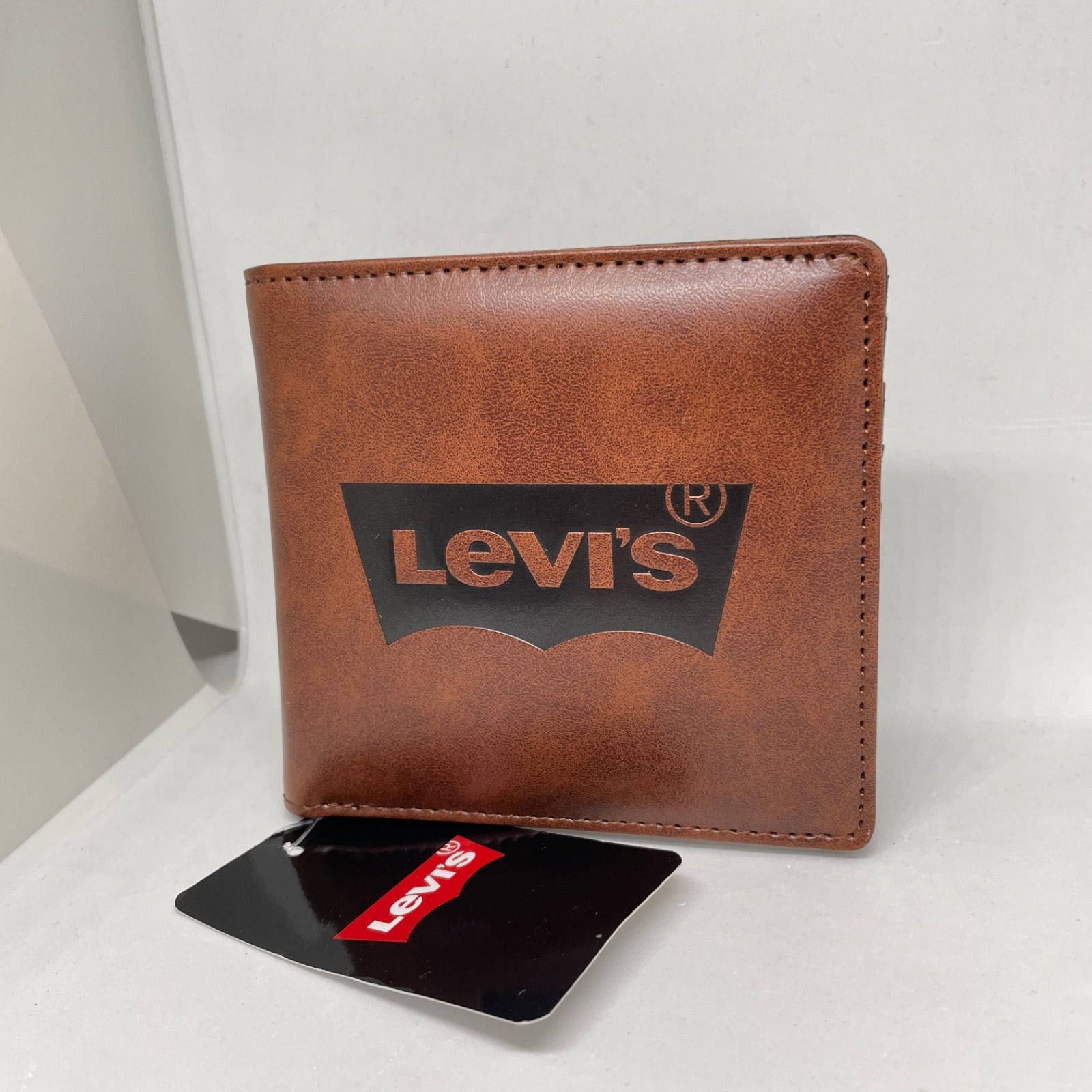 Levi's/リーバイス バットウイング ロゴ ウォレット　二つ折り財布　プレゼントにも◎