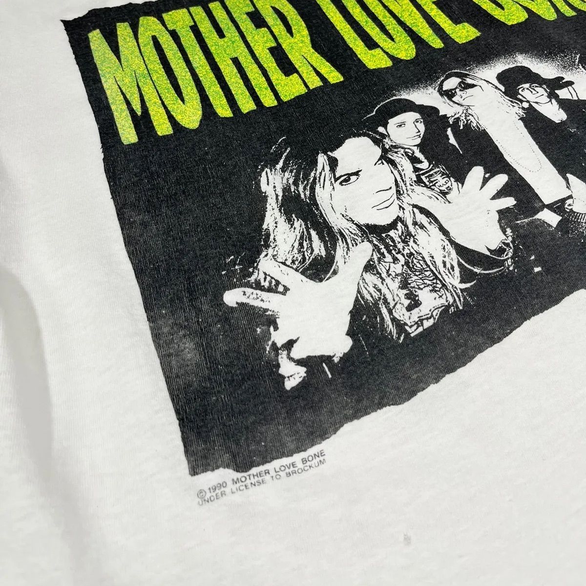 トップス Rare 90s MOTHER LOVE BONE XL 1990 Vintage 1990 Mother Love Bone Shirt XL Half Ass Monkey Boy