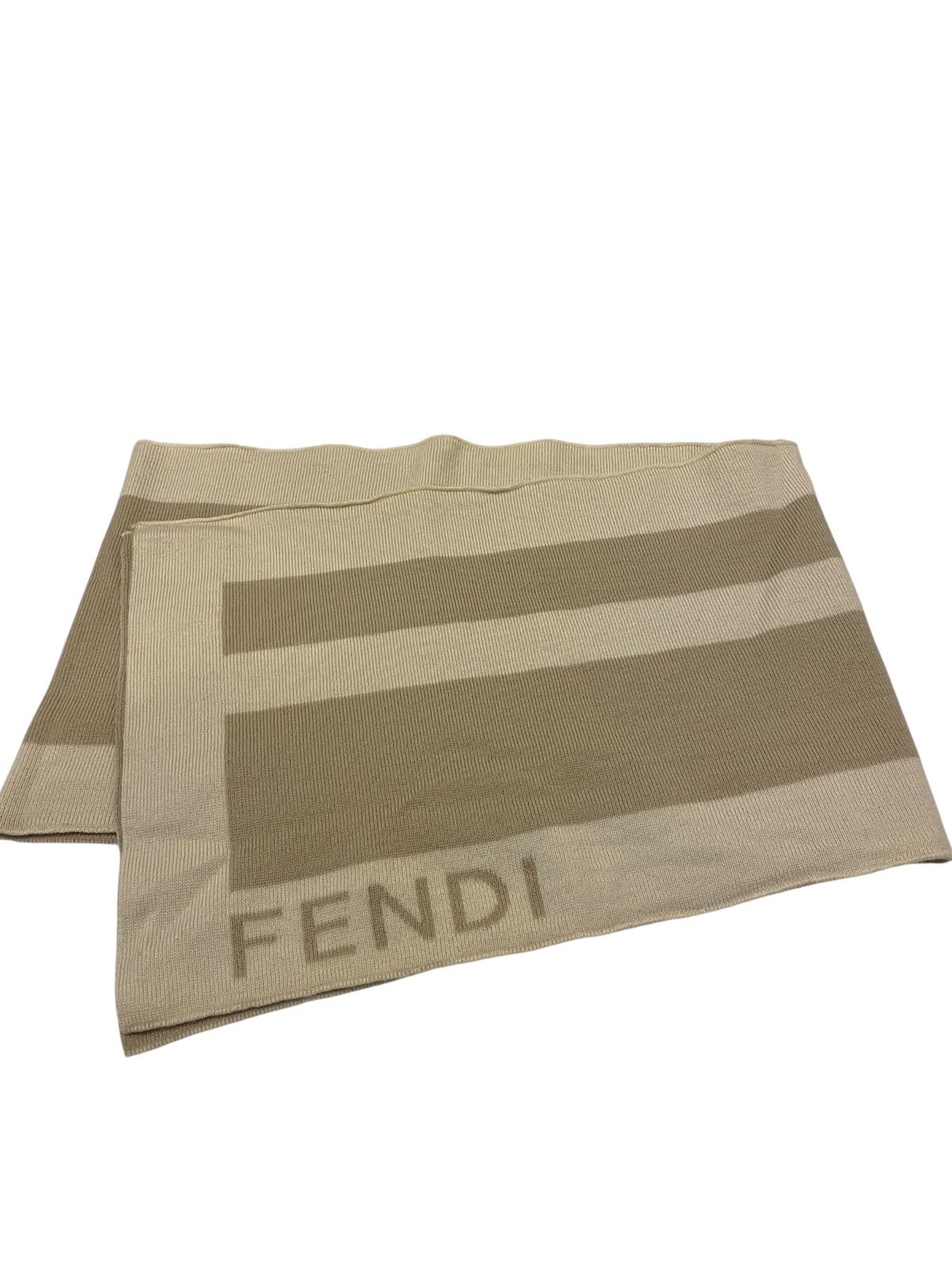 Fendi リバーシブルマフラー ベージュ フェンディ FENDI FENDI マフラー FXS472 ASN1 ウール ストール