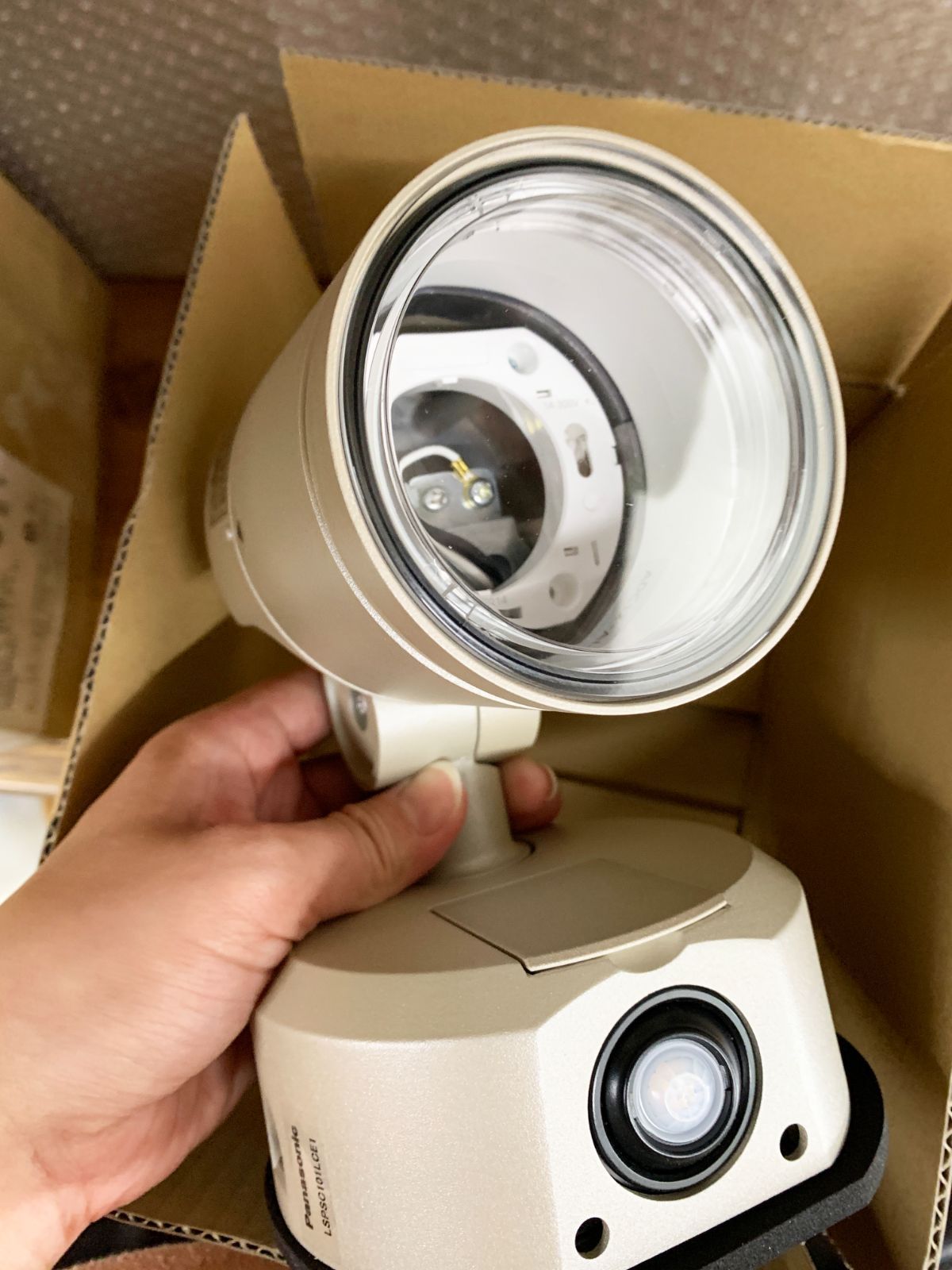 【人気新作】 A100373 Panasonic 防雨型LEDスポットライト_LSPSC101LCE1 220610