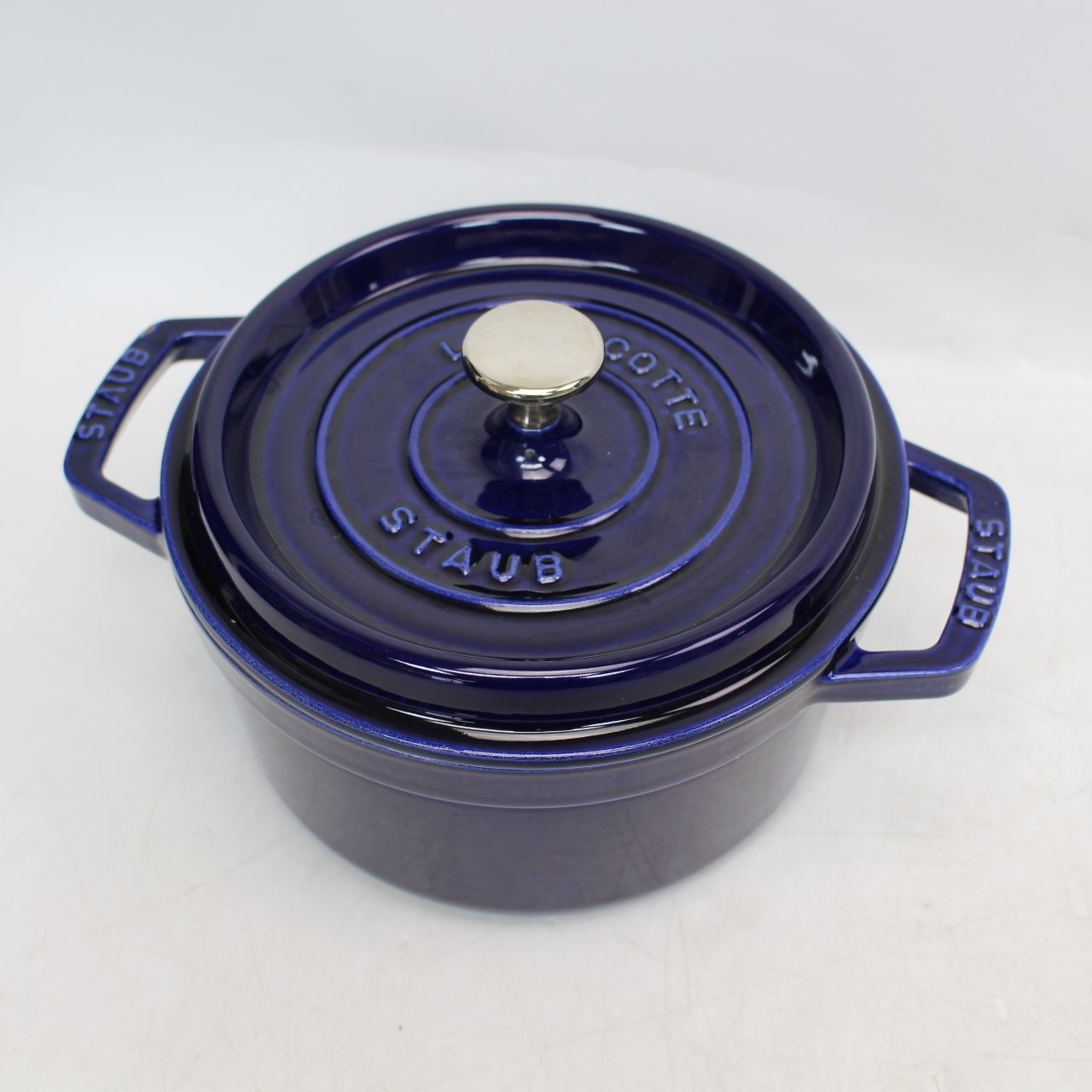ストウブ ピコ・ココット ラウンド 20cm サックスブルー staub Amazon｜staub ストウブ 「 ピコ ココット ラウンド グラン