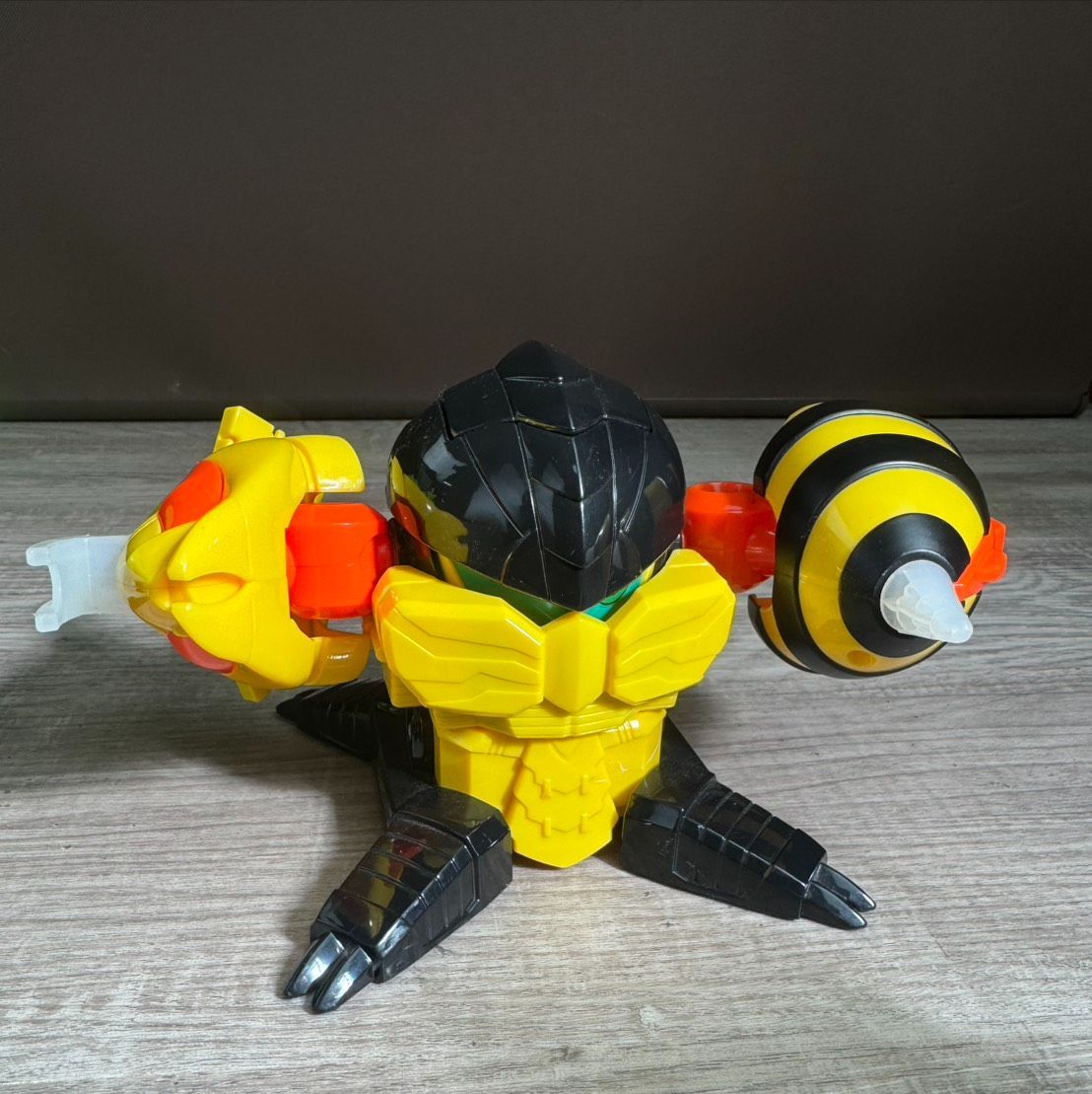 カマキリマル ハチヤシャ