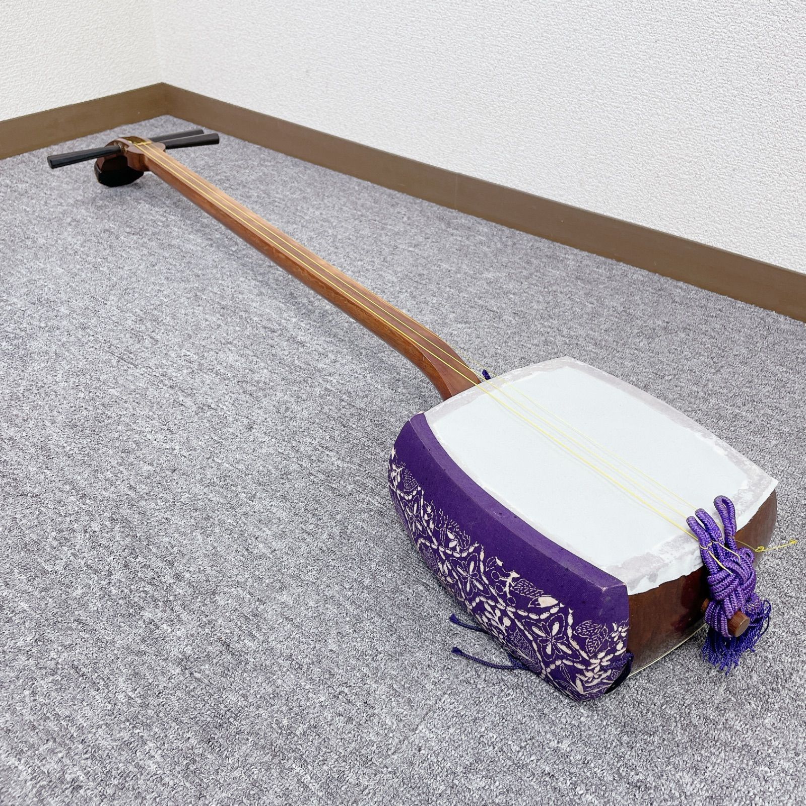 三味線 細棹 花梨 ２本継 平溝 丸打胴 和楽器