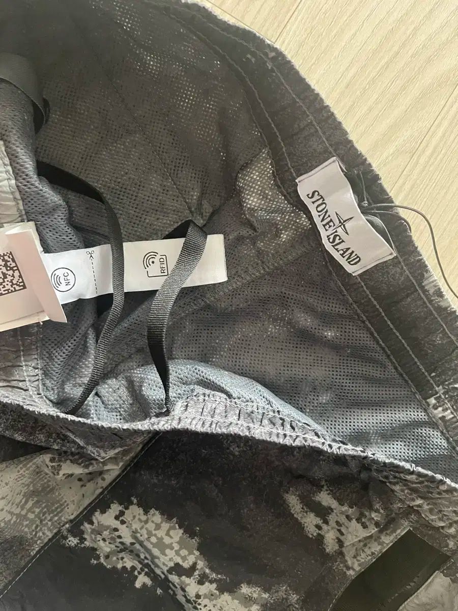 STONE ISLAND