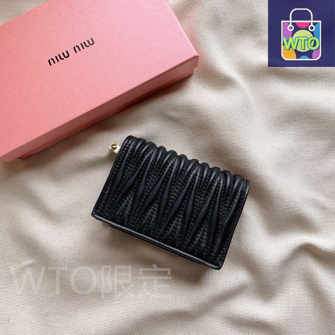 Miu ミュウミュウ