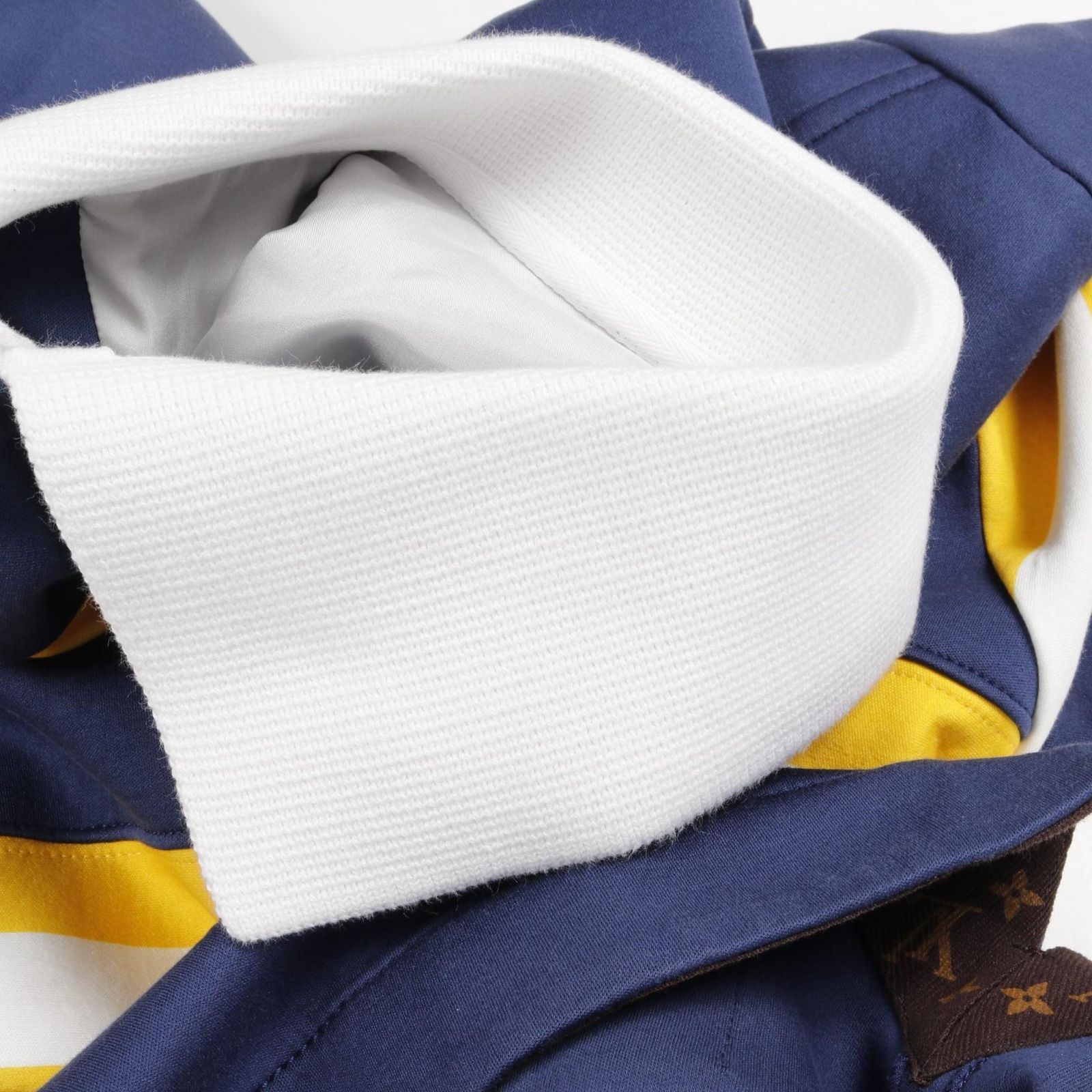 ジップポケット