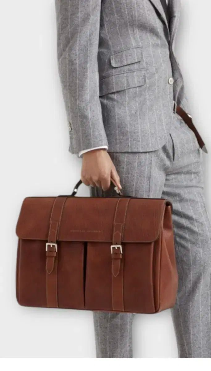 BRUNELLO CUCINELLI / ブルネロ　クチネリ　カーゴパンツ　46 [送料込み！] Brunello Cucinelli ブルネロクチネリ ニット 46セーター