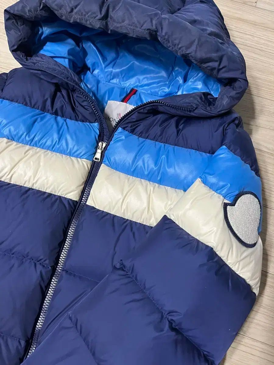 モンクレール キッズ ブルー ダウン 14y