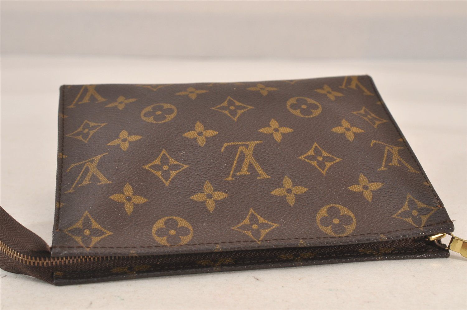 LOUIS VUITTON ルイヴィトン モノグラム ポッシュトワレ 19