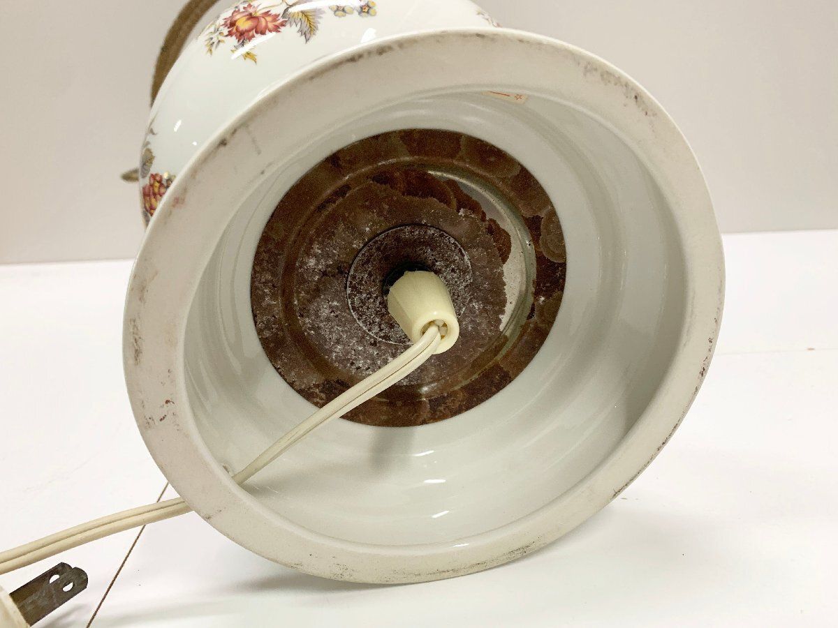 ミルクガラス テーブルランプ