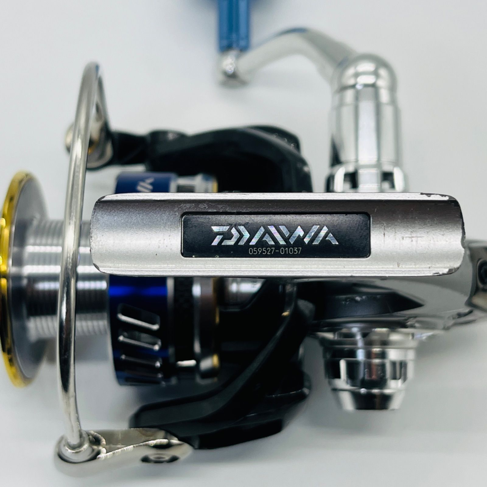 美品 ダイワ 10ソルティガ DAIWA SALTIGA 5000H スピニングリール 10