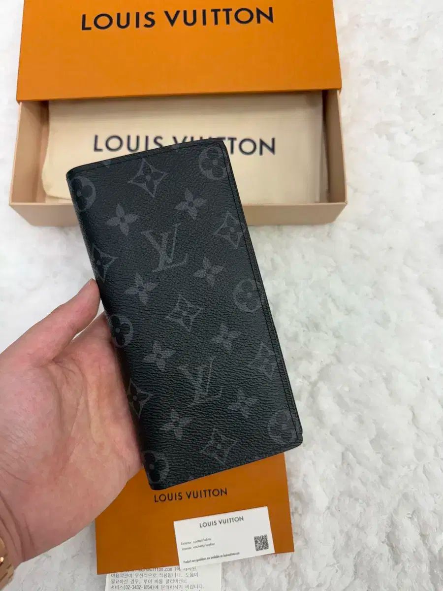 新型】ルイヴィトン エクリプス グラフィティ ヴェール ブラザNM 長