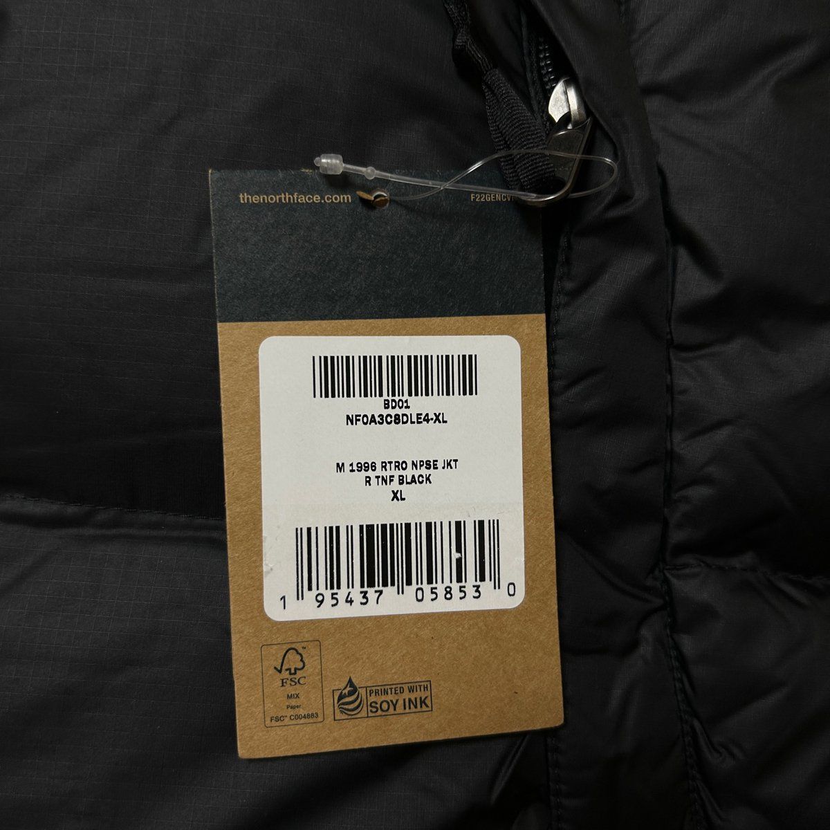 海外限定 THE NORTH FACE MENS 1996 RETRO NUPTSE JACKET R TNF BLACK 