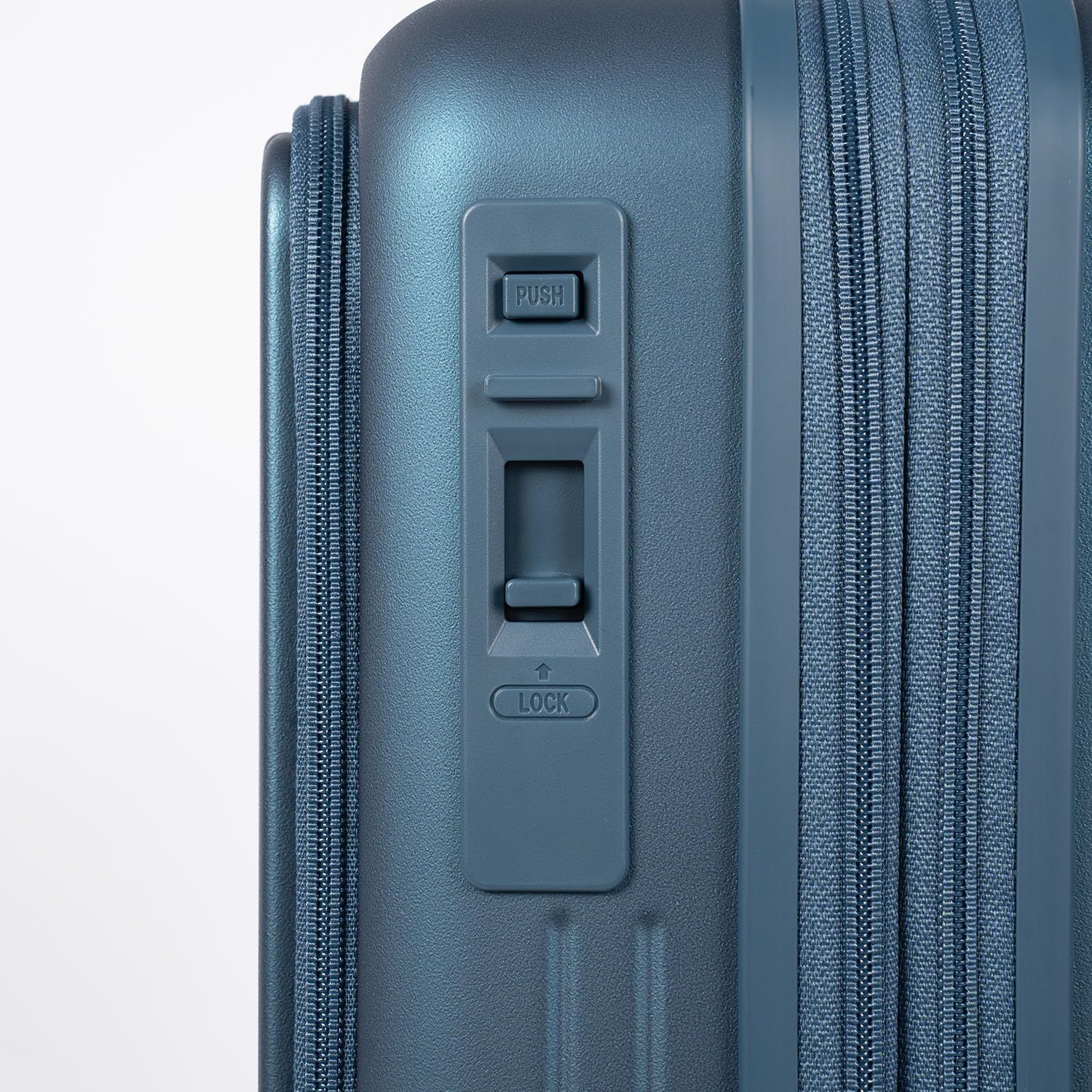 キャリーケース