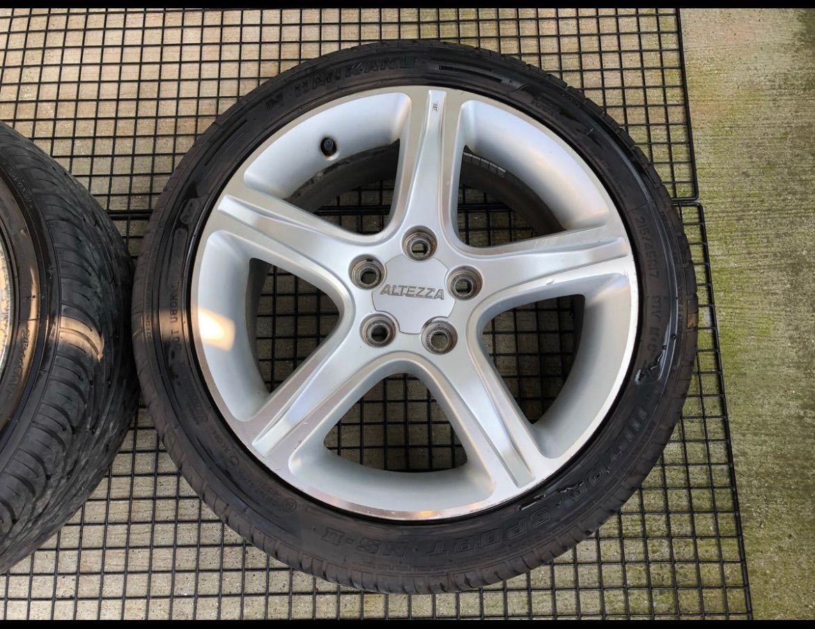トヨタ アルテッツァ 純正 215/45R17 7J+50 5穴 PCD114.3 17インチ 