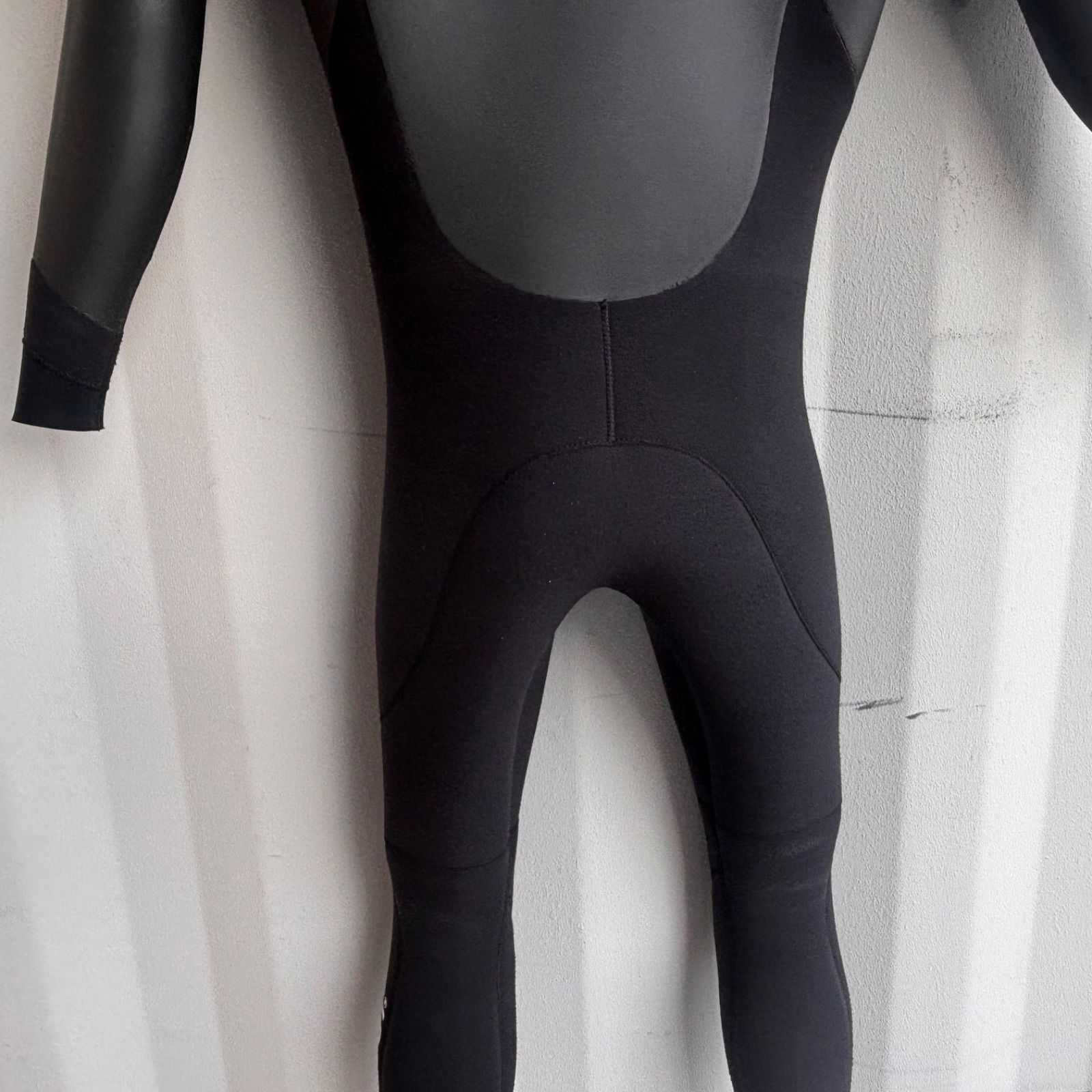 セミドライスーツ エクスプローダーチェストジップ