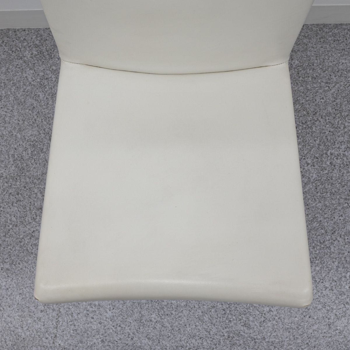 B-B