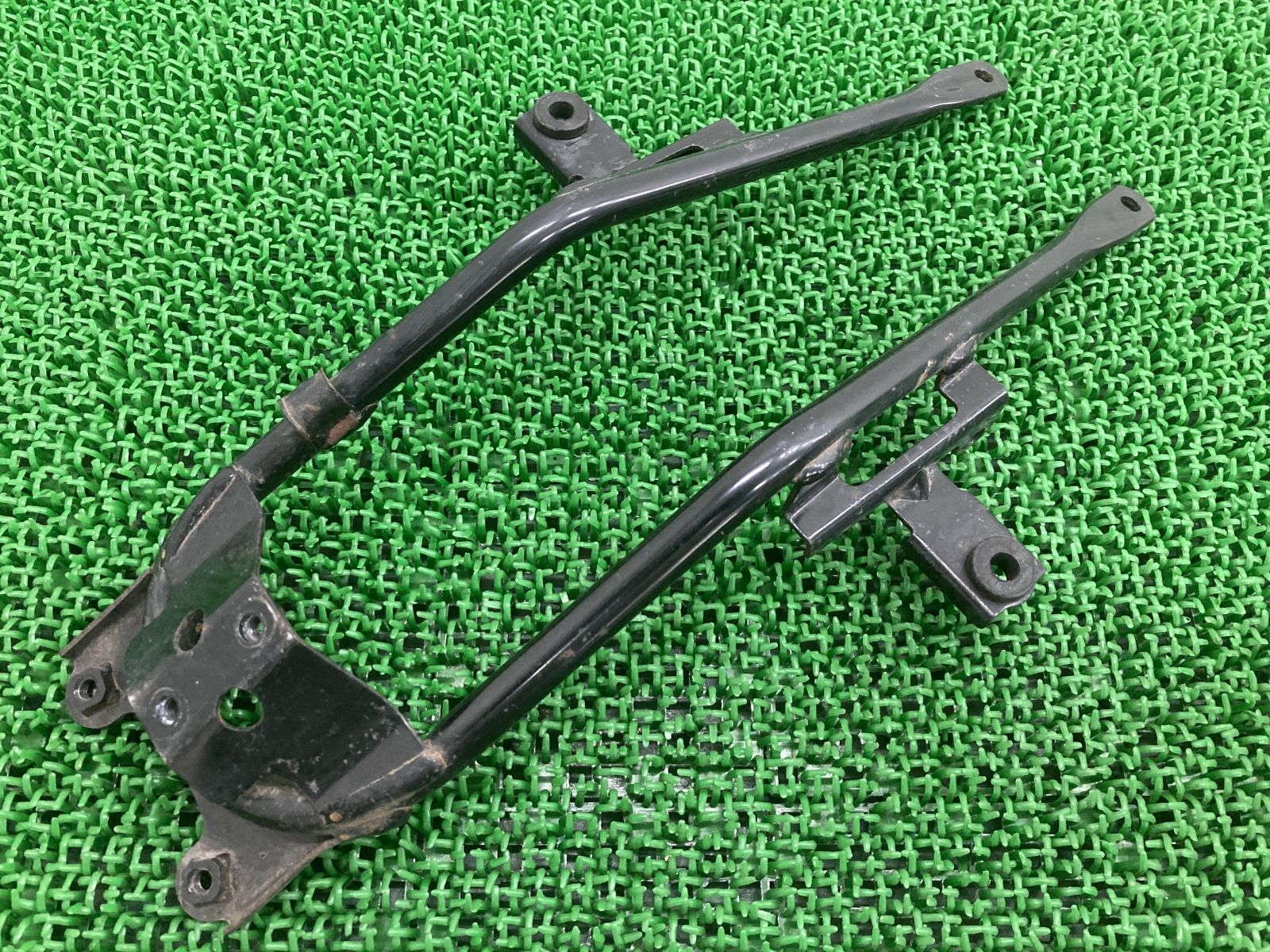 エイプ50 エイプ100 リアフェンダーステー ホンダ 純正 中古 バイク 部品 AC16 HC07 曲がり無し 品薄 希少品 車検 Genuine
