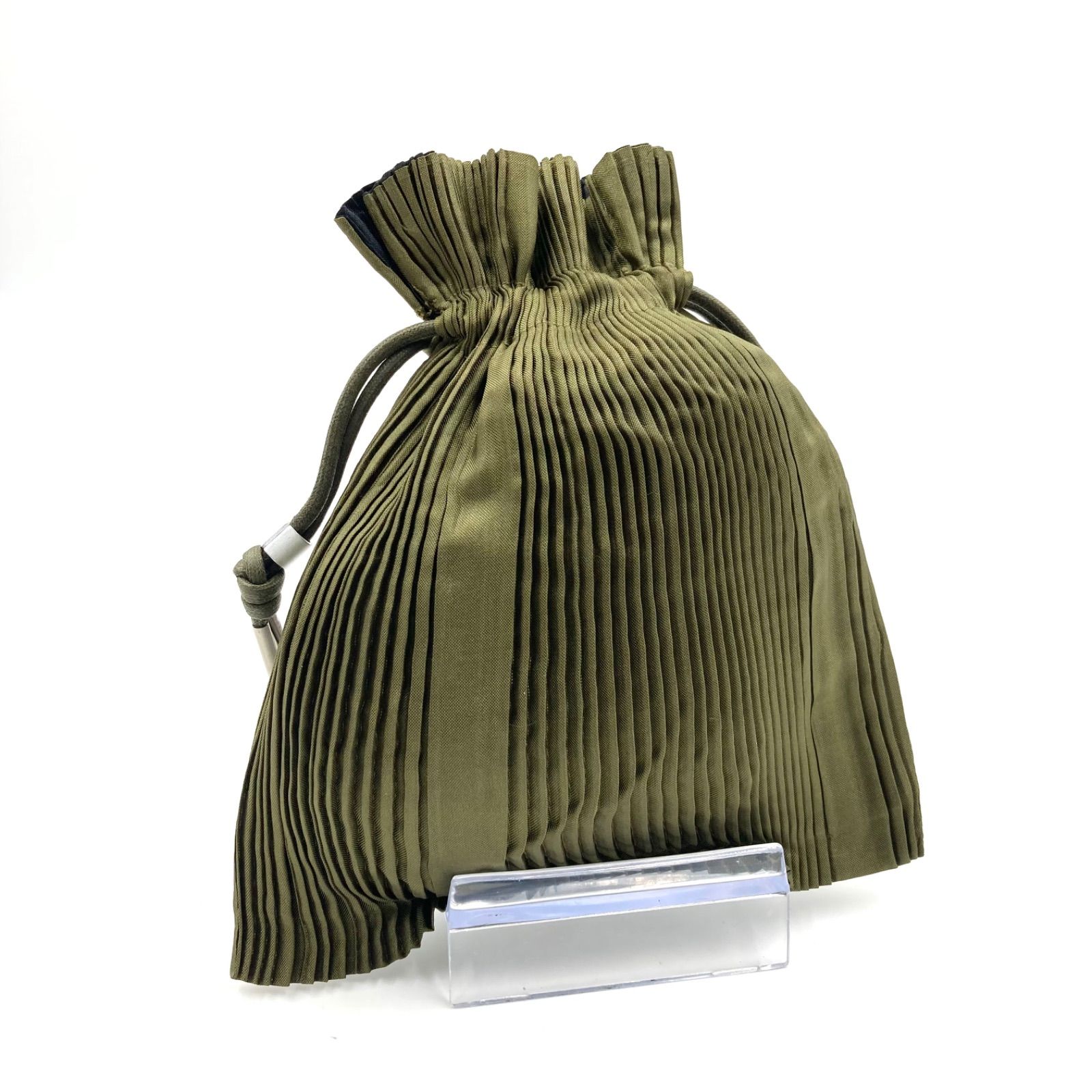 □未使用同然□ISSEY MIYAKE イッセイミヤケ 巾着プリーツ