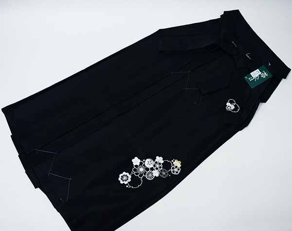 袴 刺繍袴 雪輪と桜 単品 女性用 行灯袴 袴丈87cm 91cm 95cm S M L 黒色 ヘラあり 卒業式 NO42157