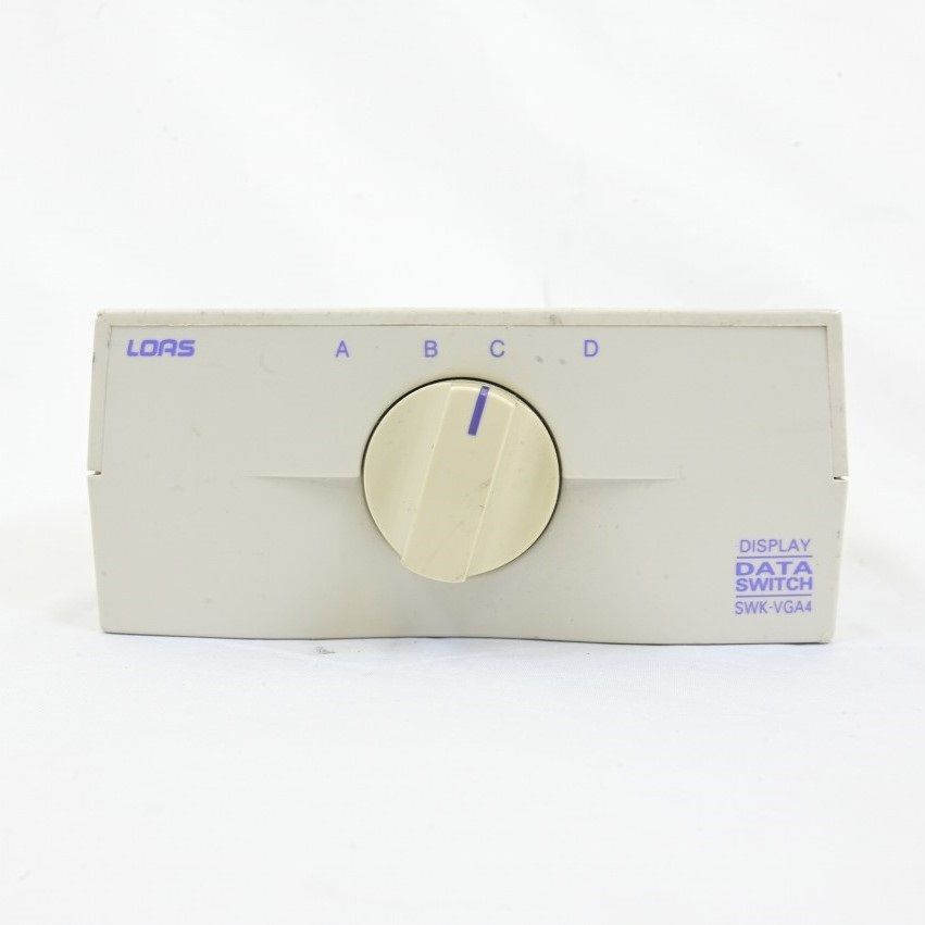 小型切替器 VGAディスプレイ用（4回路切替） SWK-VGA4 234C - メルカリ