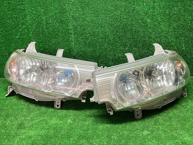 ダイハツ　L350S/L360S　タントカスタム　ヘッドライト　左右　HID　100-51815　レベ無し　241221218