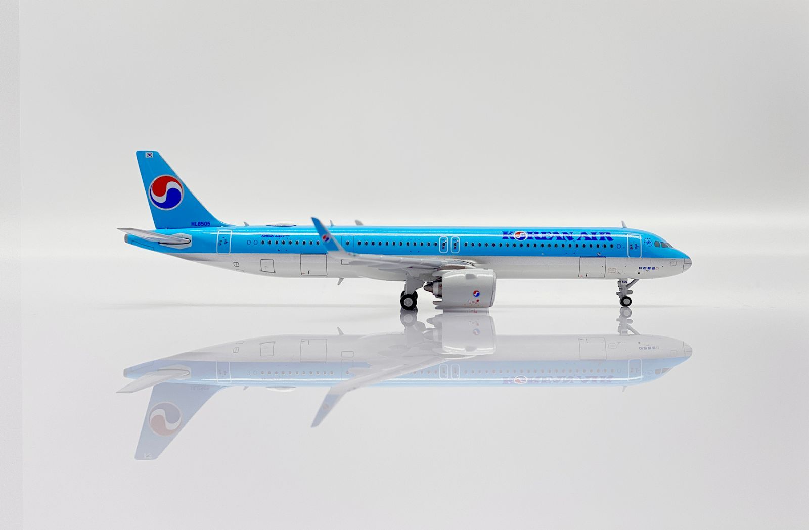 Jcwings 大韓航空 A321neo HL8505 1/400 XX40095 - メルカリ