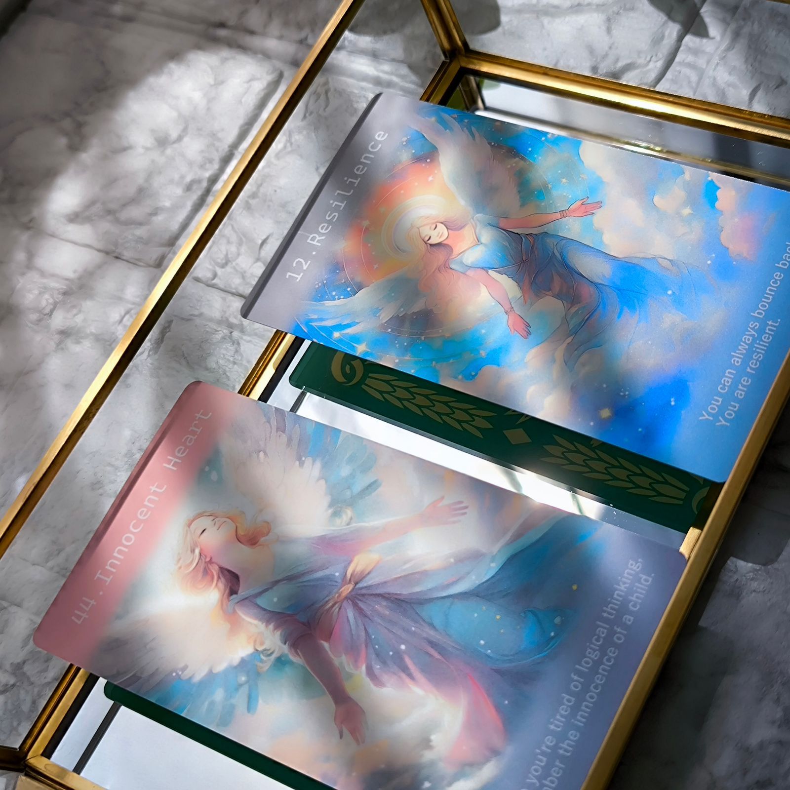 春の新作＊ネオンパステルと光あふれる女神の世界＊心理士が作る44枚組オラクルカード「ReYOU design CARDS」｜あなたのお気に入りの場所でセルフカウンセリング｜前向きで思考整理できるメッセージで疲れた心にリラックスと元気をチャージ｜マット加工版