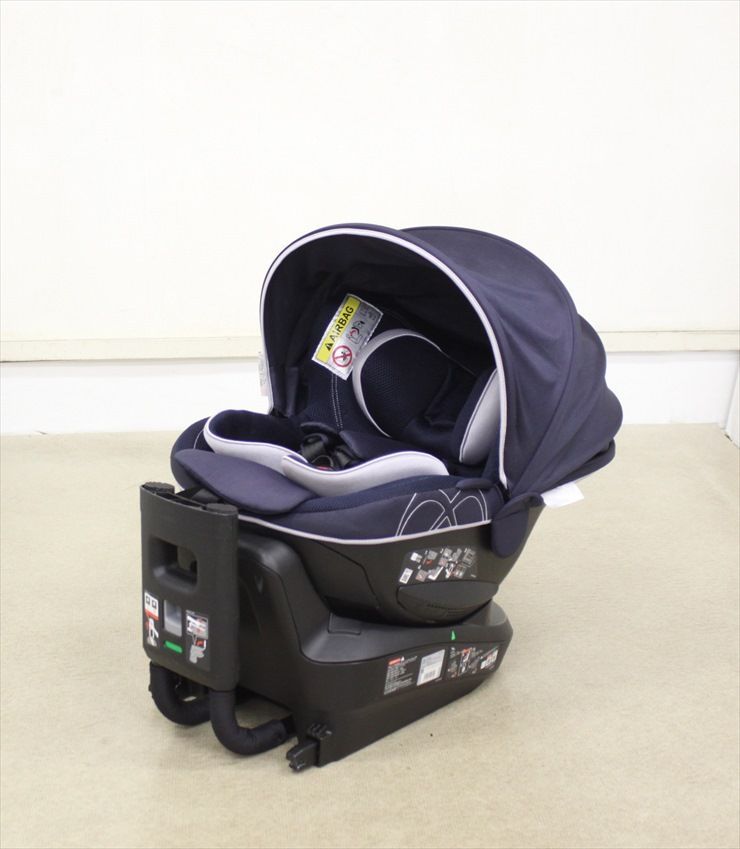 美品 エールベベ クルット4i グランス プラチナネイビー BF887