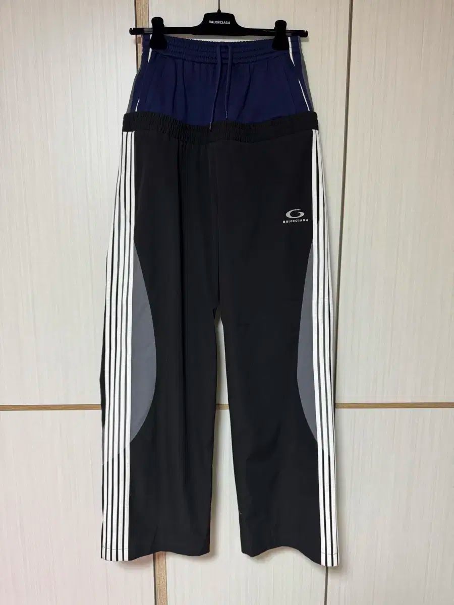 balenciaga トラックパンツ Balenciaga トラックパンツ | ブラック | FARFETCH JP