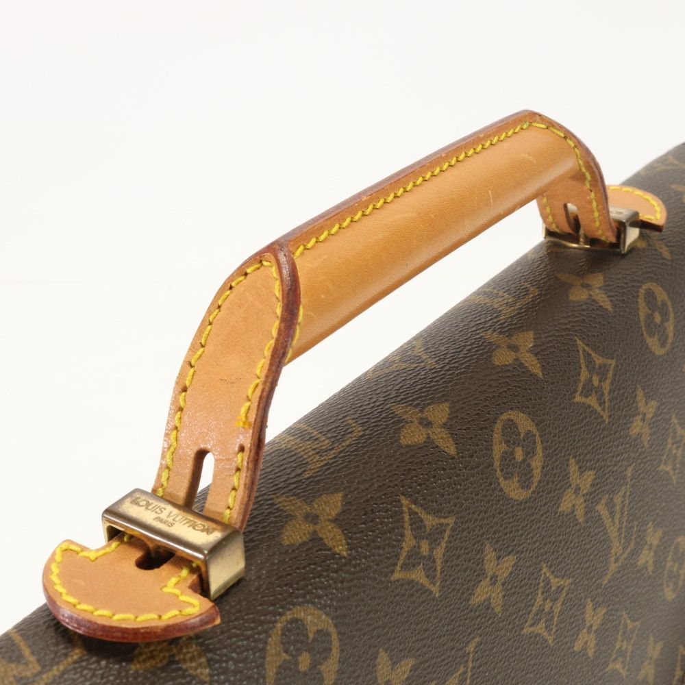 ルイヴィトン モノグラム セルヴィエット コンセイエ M53331