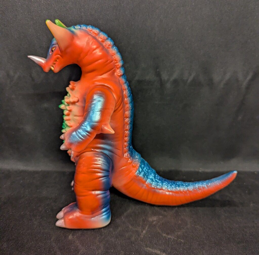 ブルマァク ブルマァクの怪獣シリーズ ゴモラ レトロカラー 肌色