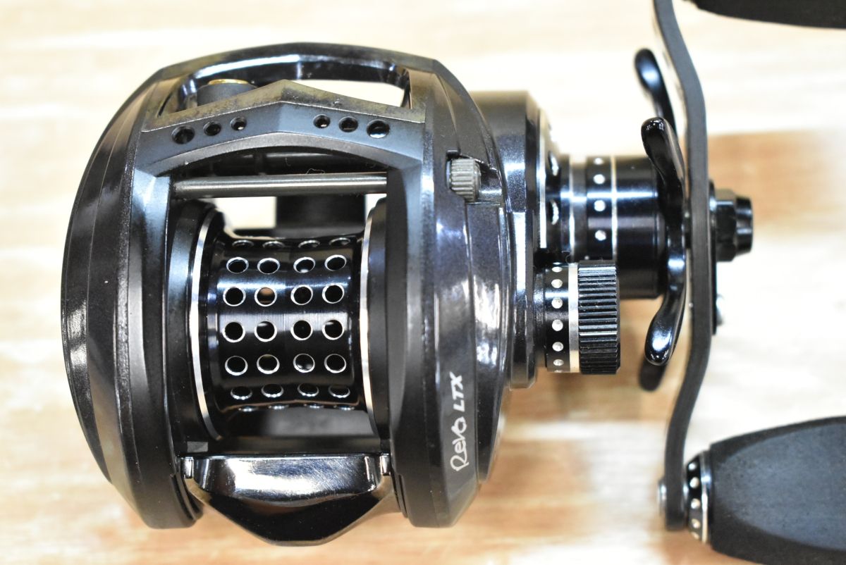 アブガルシア レボLTX 右巻き アブガルシア レボLTX 右巻き ABU アブ