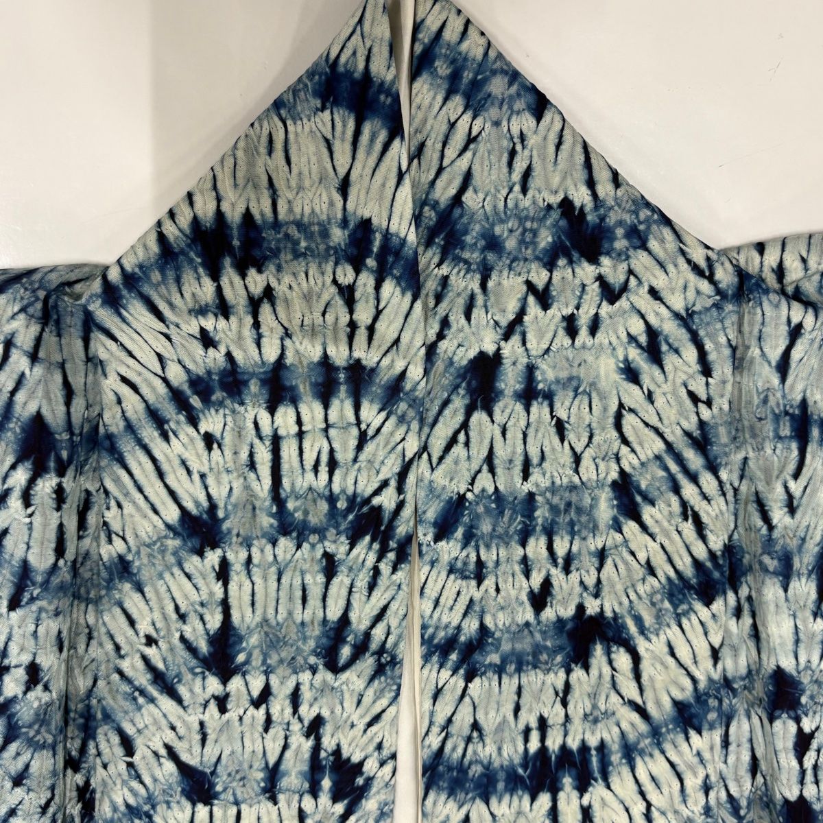 小紋 身丈156cm 裄丈64cm M 袷 縫い締め絞り 藍色 正絹 美品 名品