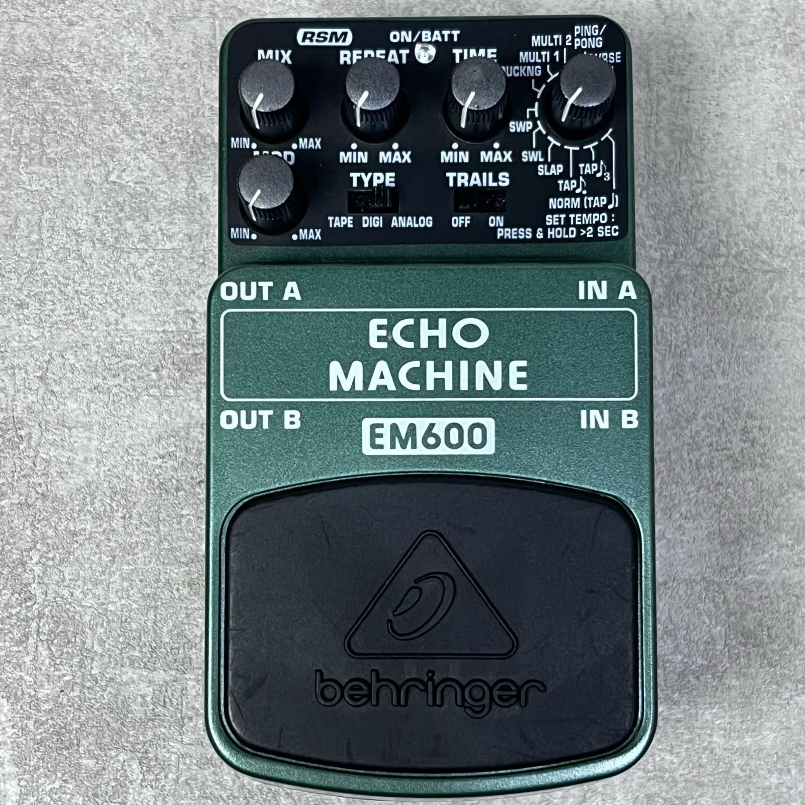 エフェクター EM600