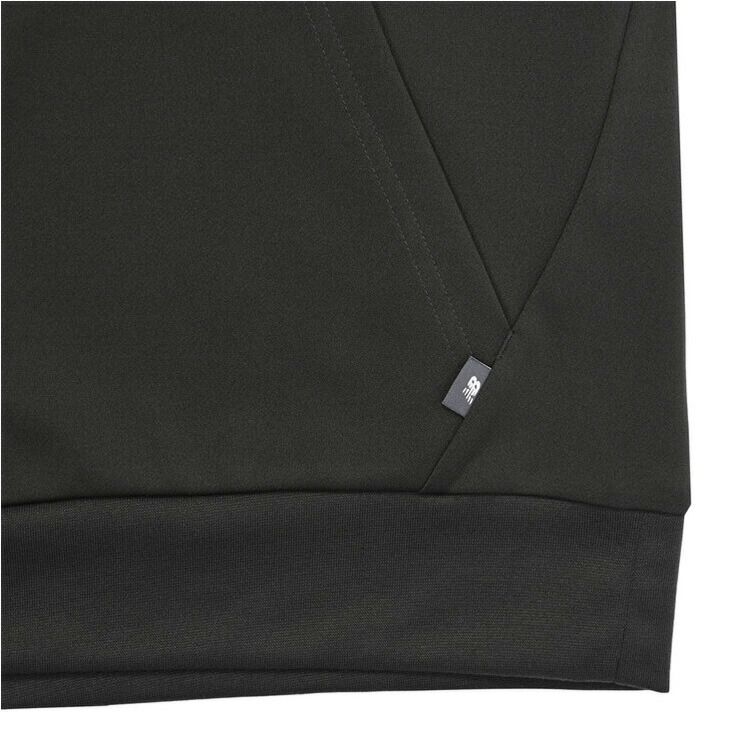 プルオーバーパーカー