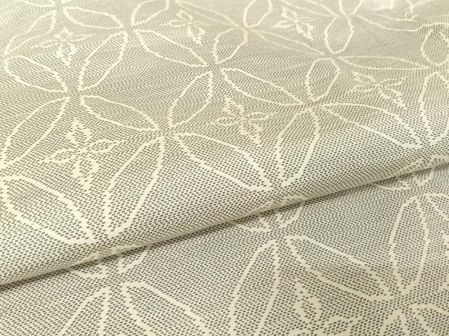 平和屋着物●本場大島紬　白大島　花七宝　正絹　逸品　AAAU0152np 平和屋着物○本場大島紬 白大島 花七宝 正絹 逸品 AAAU0152np - メルカリ