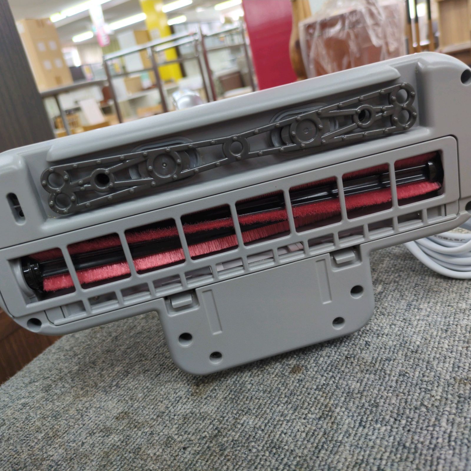 J019 ☆多少の小キズ有り☆2022年製☆ACふとんクリーナー☆アイリス 