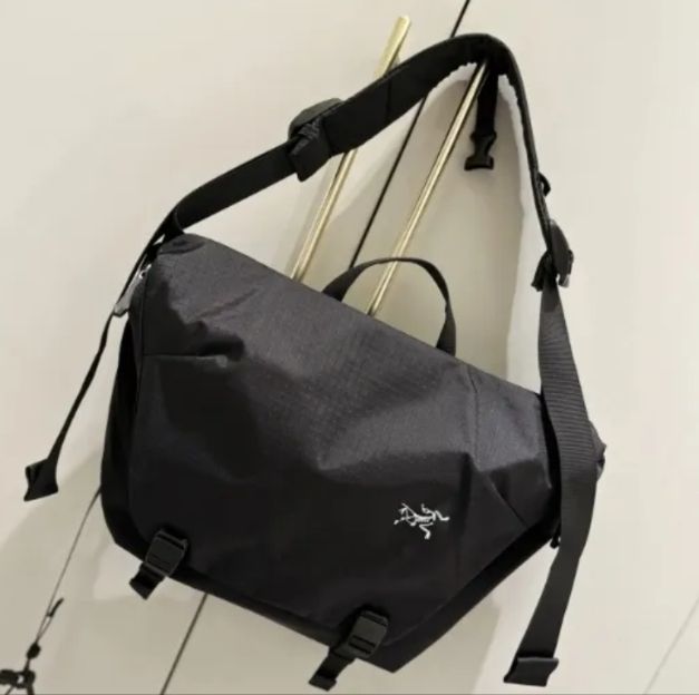 アークテリクス Arcteryx GRANVILLE 10L Courier BAG