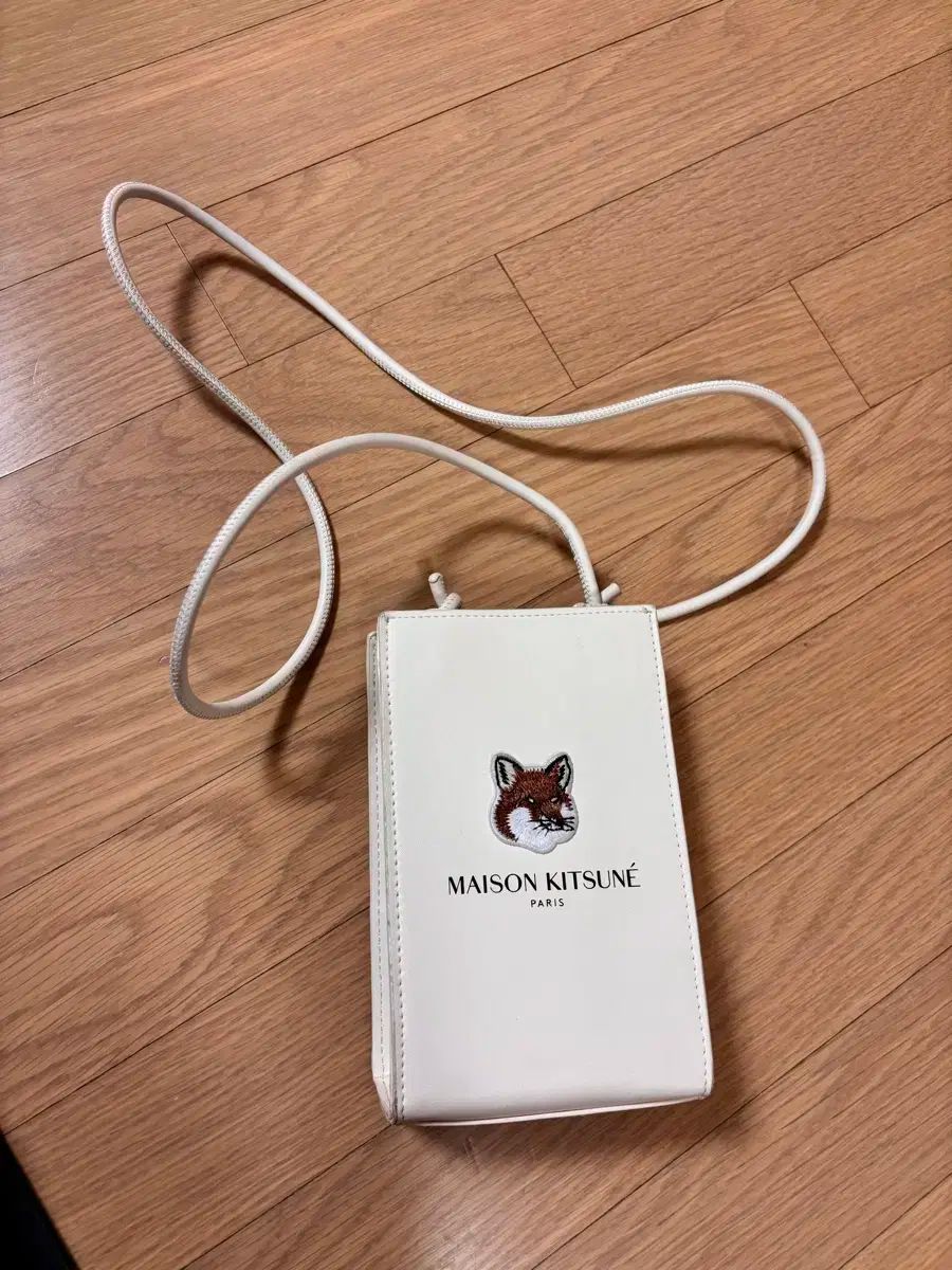 Maison Kitsuné メゾン キツネ ミニ クロスバッグ